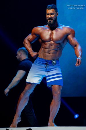 MEN'S PHYSIQUE +179